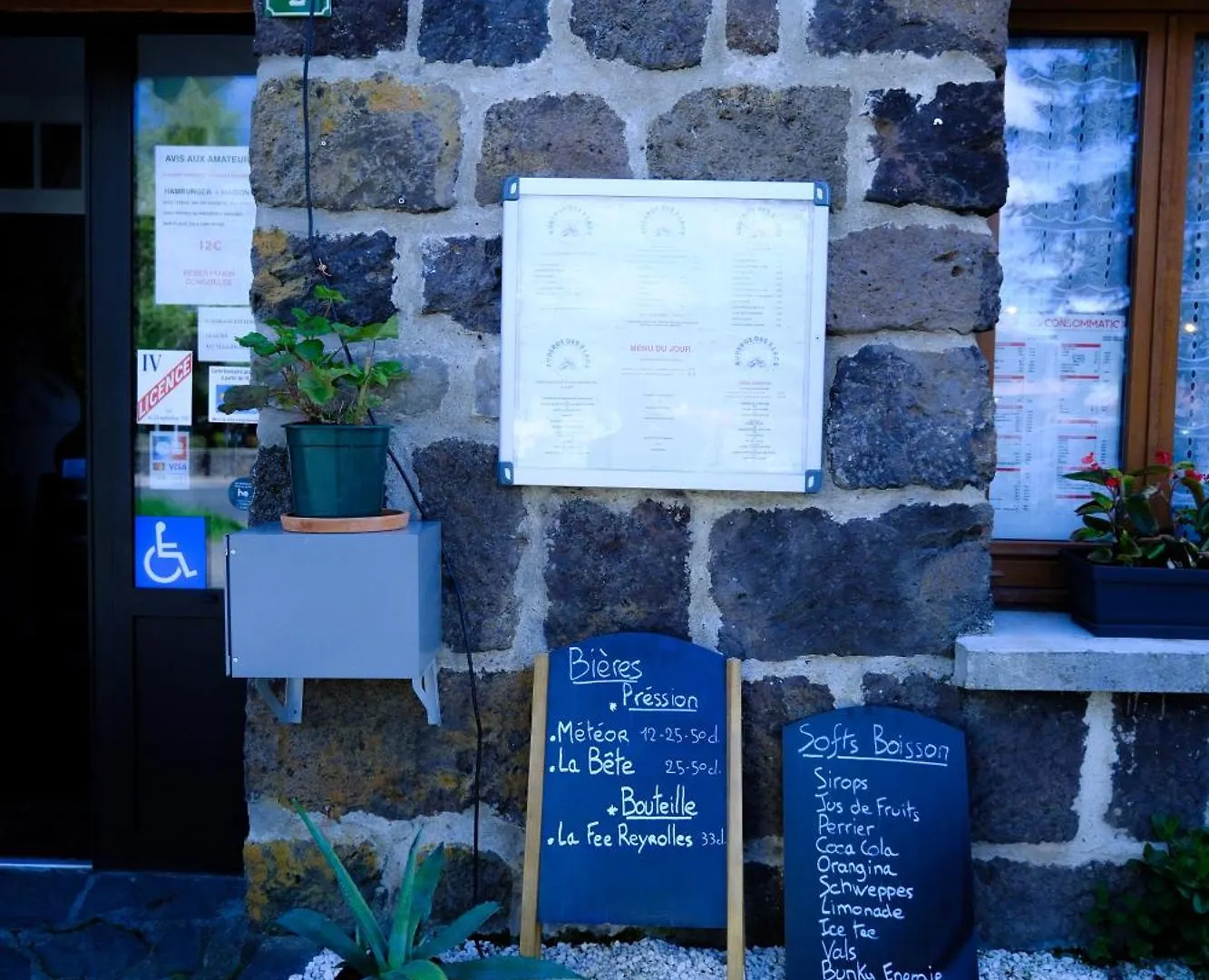 Auberge Des 3 Lacs Coucouron